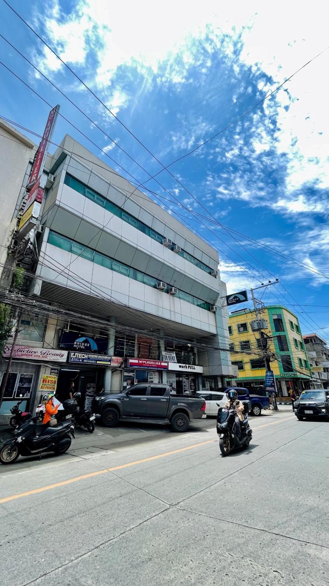 โรงแรมบริดจ์ คากายันเดโอโร ภายนอก รูปภาพ